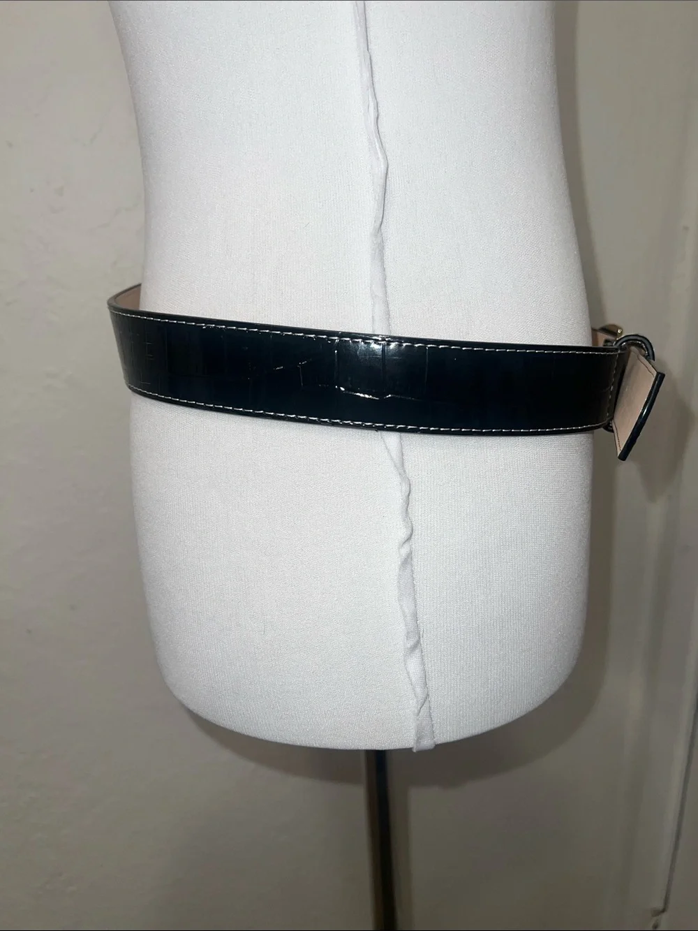 NWOT J. McLaughlin Black Leather Belt Size S